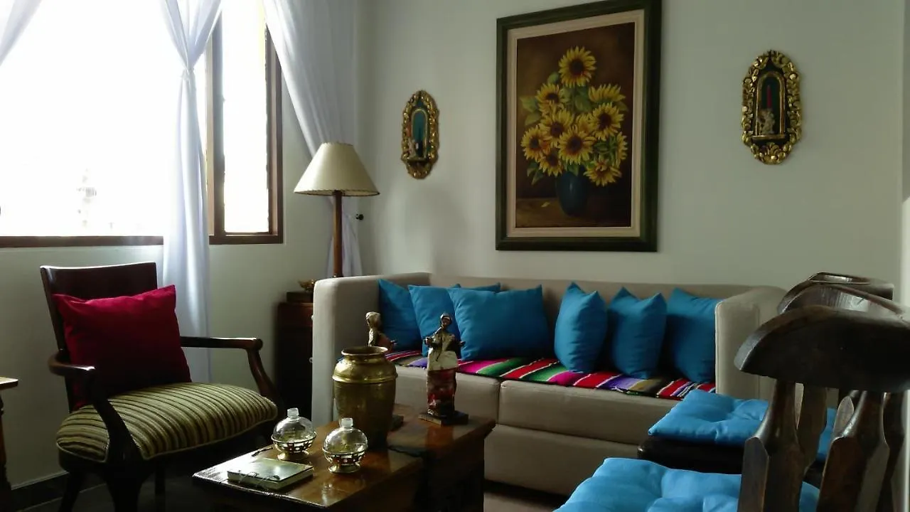 Habitacion Con Bano Privado En Sector Turistico Bogotá 0*,  Kolumbia